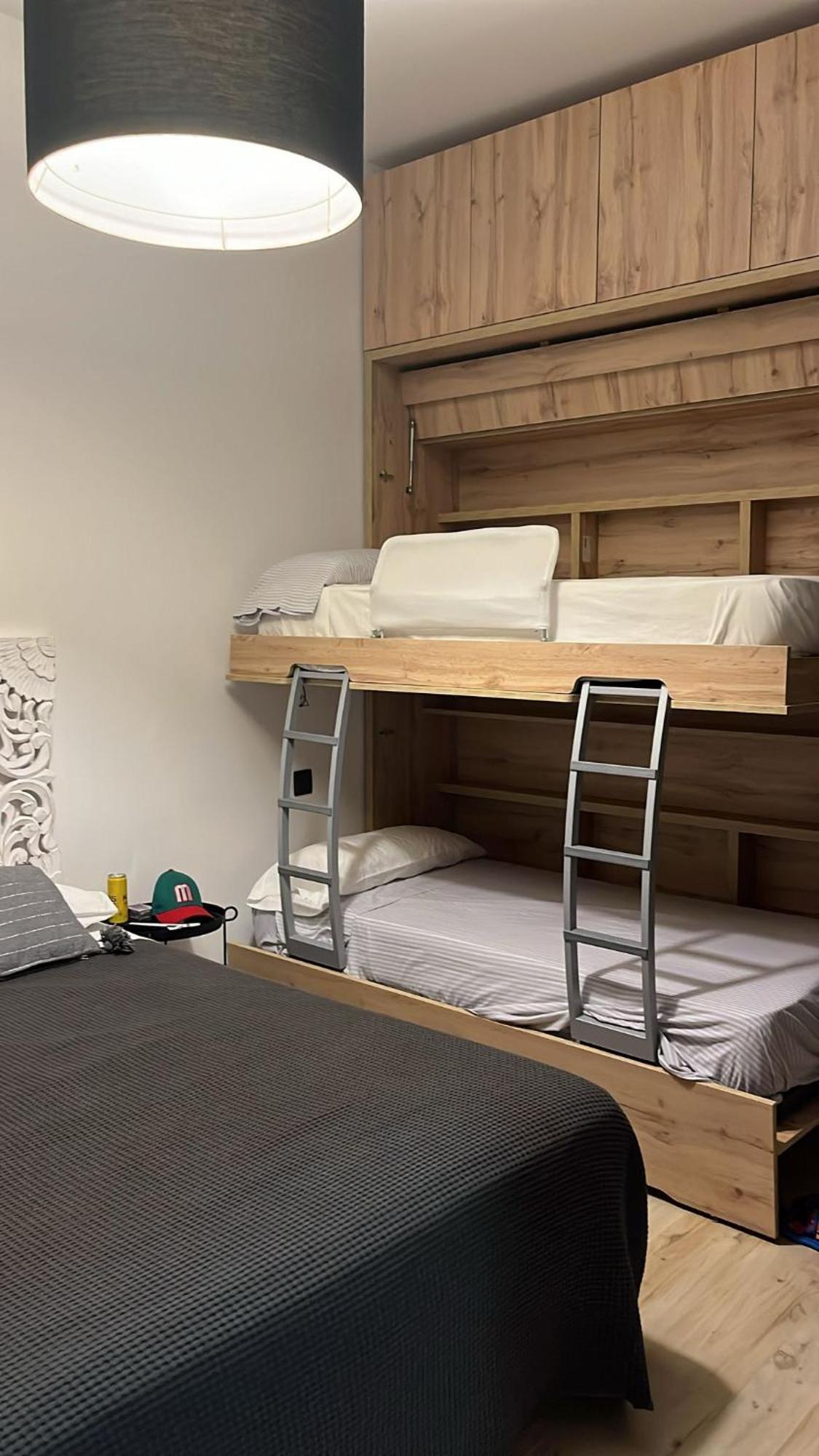 Hotel Garden House Madryt Zewnętrze zdjęcie
